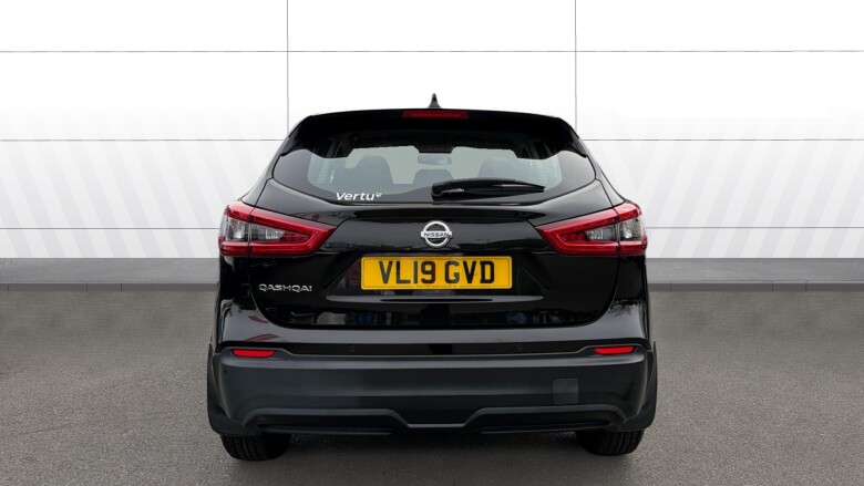 Nissan Qashqai 1.3 DiG-T Acenta Premium 5dr Petrol Hatchback